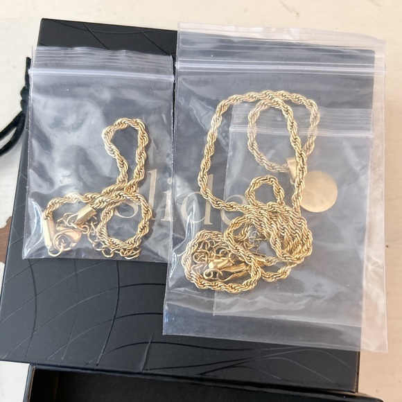 Necklace - Picture 8 of 16